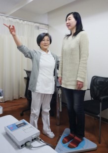 重心動揺検査風景PH